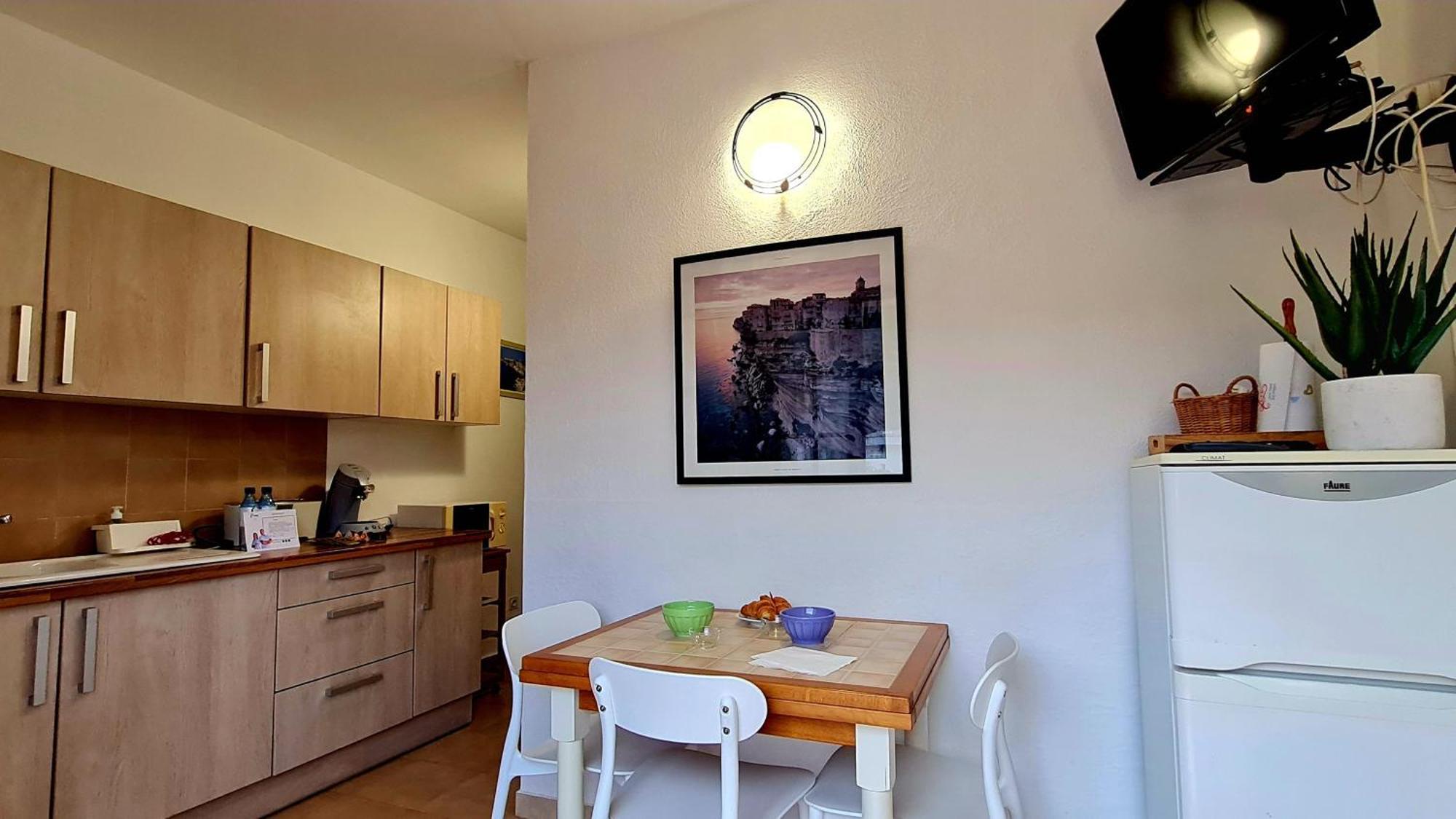 Appartement Kalliste, Logements Avec Vue Citadelle De Bonifacio Bonifacio  Exterior foto