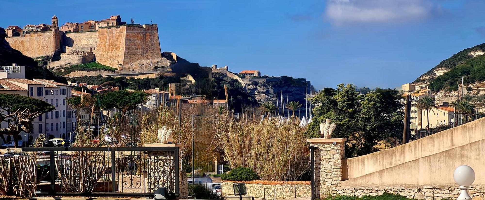 Appartement Kalliste, Logements Avec Vue Citadelle De Bonifacio Bonifacio  Exterior foto